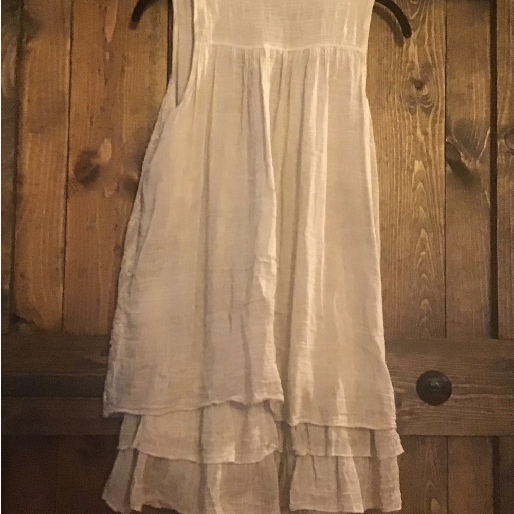 Embroidered tunic - Picture 4 of 4